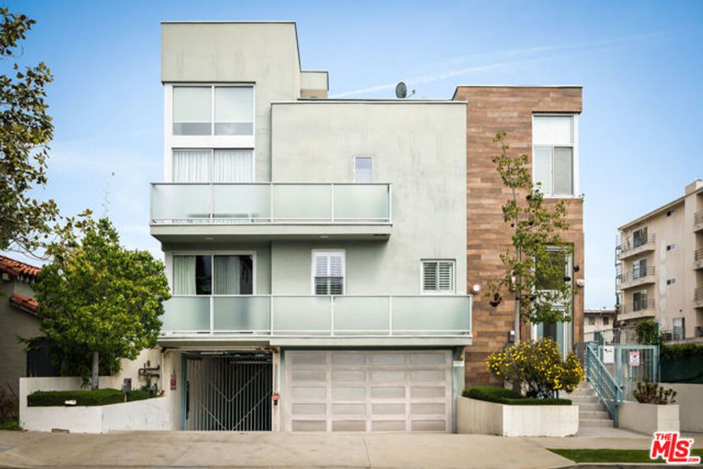 108 S Croft Avenue 103, Los Angeles, CA 90048