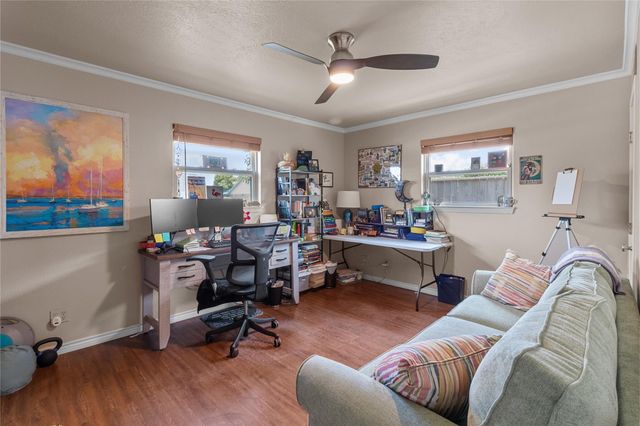 5525 Ibis Drive, Galveston, TX 77551