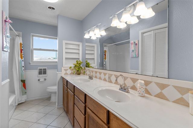 5525 Ibis Drive, Galveston, TX 77551