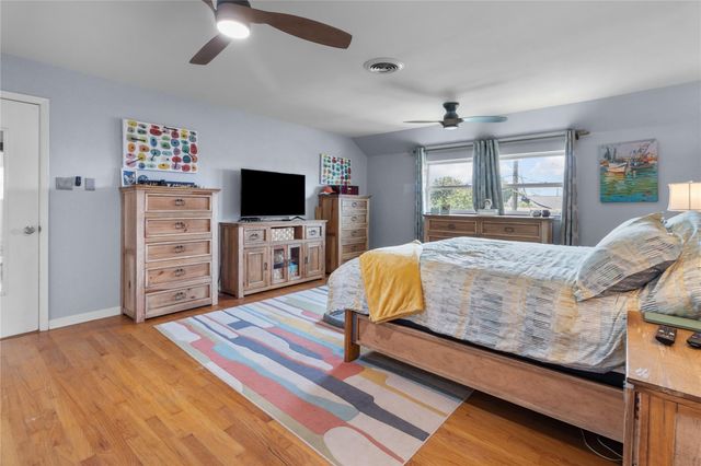 5525 Ibis Drive, Galveston, TX 77551