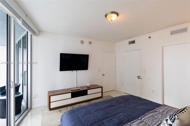 475 Brickell Avenue 4511, Miami, FL 33131