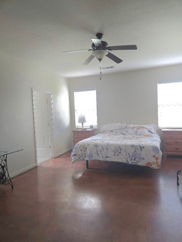 308 Kaylee Way, Red Oak, TX 75154