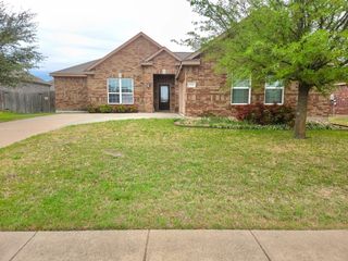 308 Kaylee Way, Red Oak, TX 75154