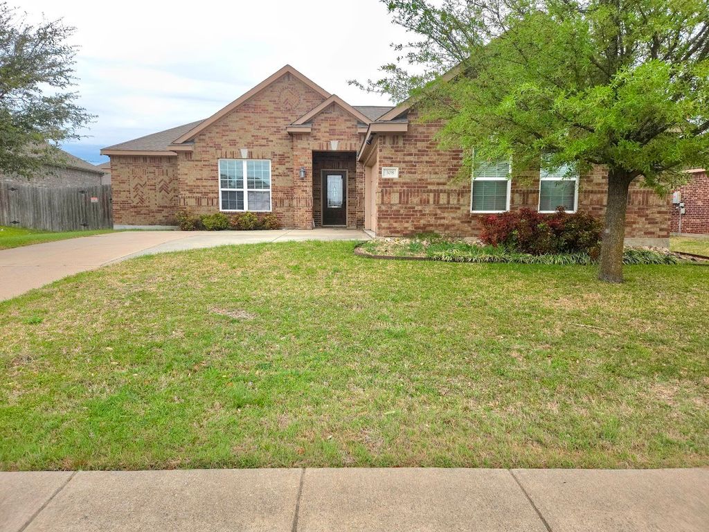 308 Kaylee Way, Red Oak, TX 75154