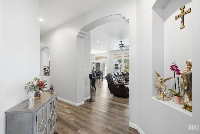 15304 Anita Catrina Court, Bakersfield, CA 93314