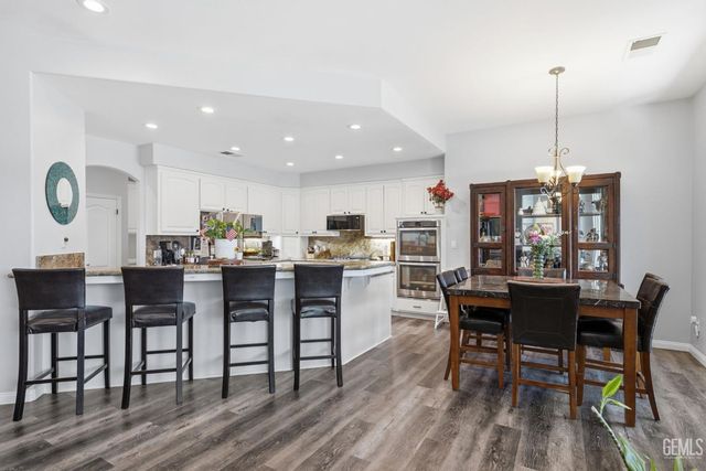 15304 Anita Catrina Court, Bakersfield, CA 93314
