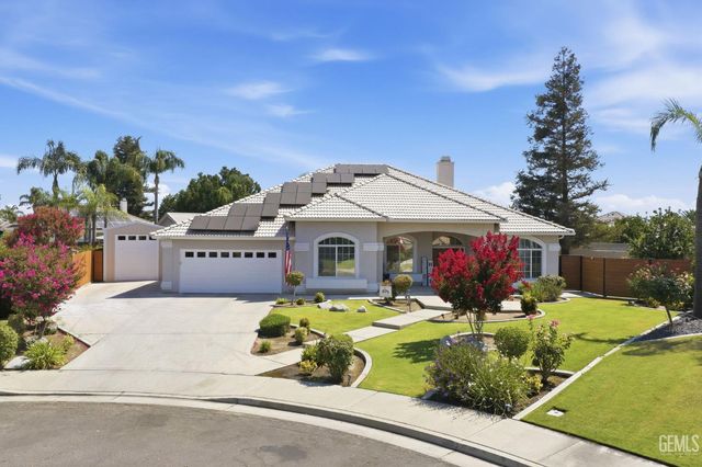 15304 Anita Catrina Court, Bakersfield, CA 93314