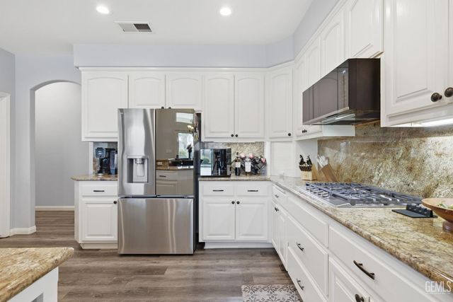 15304 Anita Catrina Court, Bakersfield, CA 93314