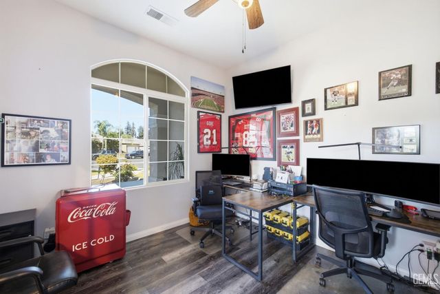15304 Anita Catrina Court, Bakersfield, CA 93314