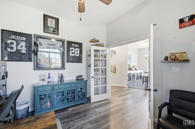 15304 Anita Catrina Court, Bakersfield, CA 93314