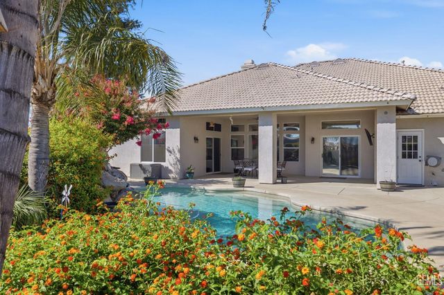15304 Anita Catrina Court, Bakersfield, CA 93314