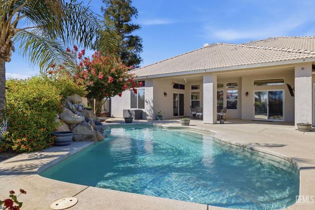 15304 Anita Catrina Court, Bakersfield, CA 93314