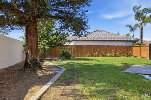 15304 Anita Catrina Court, Bakersfield, CA 93314