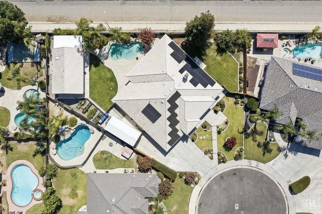 15304 Anita Catrina Court, Bakersfield, CA 93314