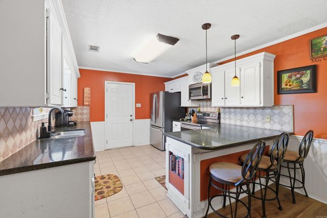 612 Dogwood Meadows Lane, Austin, AR 72007