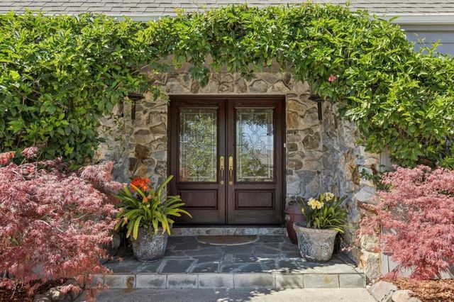 13841 Malcom Avenue, Saratoga, CA 95070