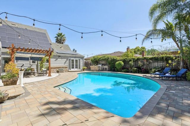 13841 Malcom Avenue, Saratoga, CA 95070