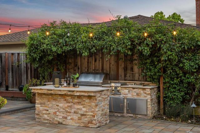 13841 Malcom Avenue, Saratoga, CA 95070