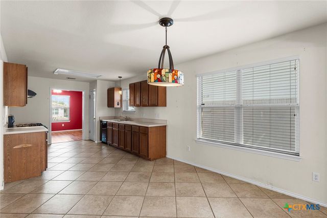 228 San Felipe Drive, Kyle, TX 78640