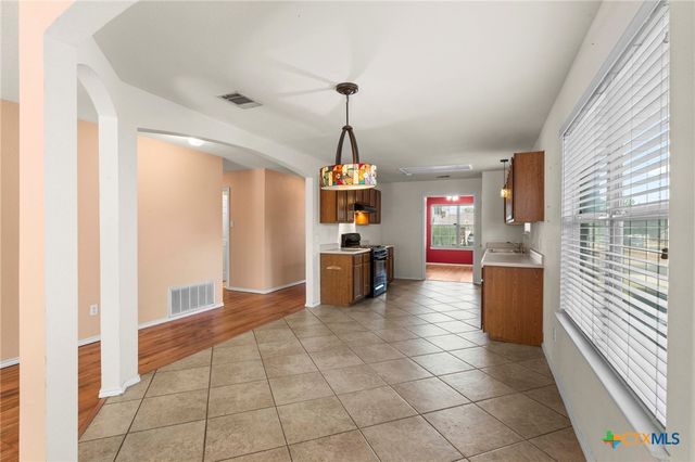 228 San Felipe Drive, Kyle, TX 78640