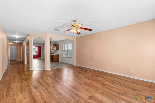228 San Felipe Drive, Kyle, TX 78640