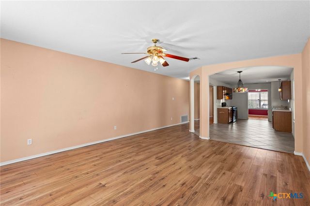 228 San Felipe Drive, Kyle, TX 78640