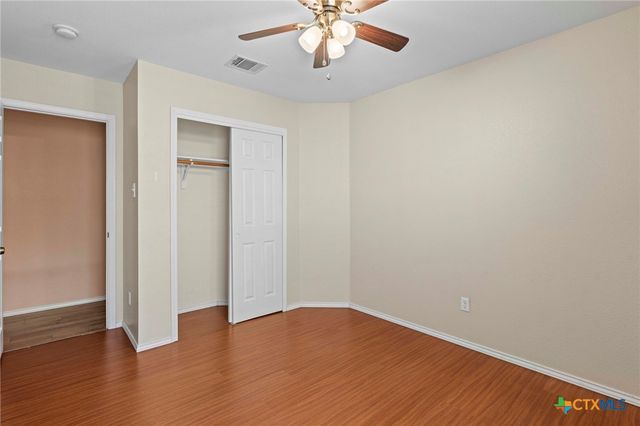 228 San Felipe Drive, Kyle, TX 78640