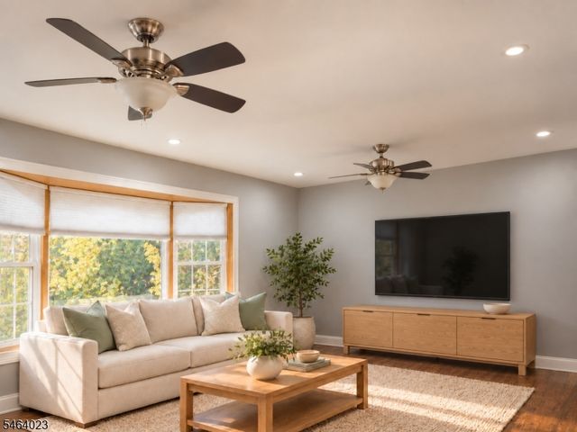 7 Crossbrook Ln, West Caldwell Twp., NJ 07006