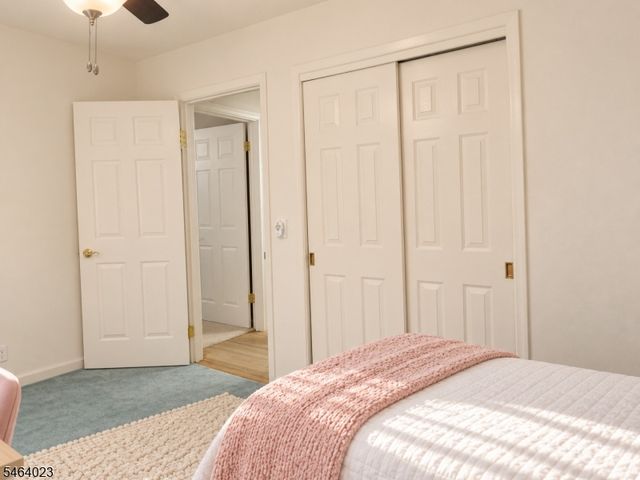 7 Crossbrook Ln, West Caldwell Twp., NJ 07006