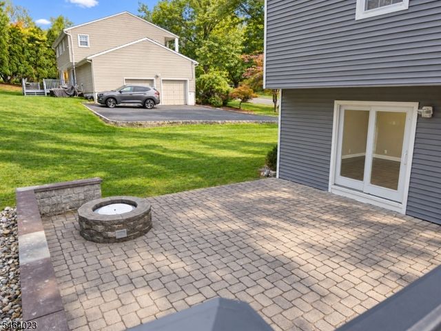 7 Crossbrook Ln, West Caldwell Twp., NJ 07006