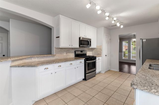 8003 Sports Haven Drive, Humble, TX 77346