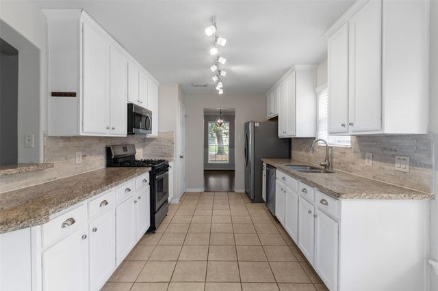 8003 Sports Haven Drive, Humble, TX 77346