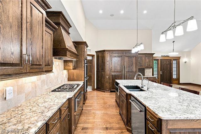 4513 Sunset Cove Drive, Medina, OH 44256