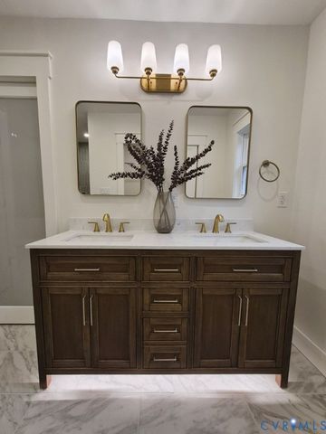 235 Country Club Rd, Charlotte Courthouse, VA 23947