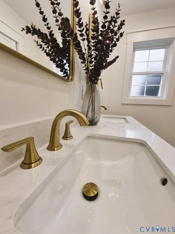 235 Country Club Rd, Charlotte Courthouse, VA 23947