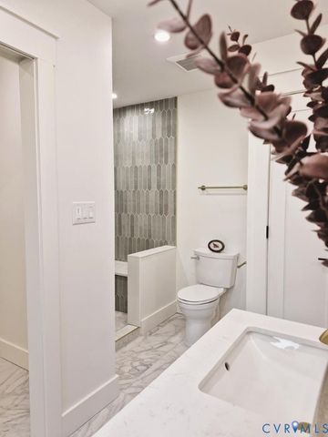 235 Country Club Rd, Charlotte Courthouse, VA 23947