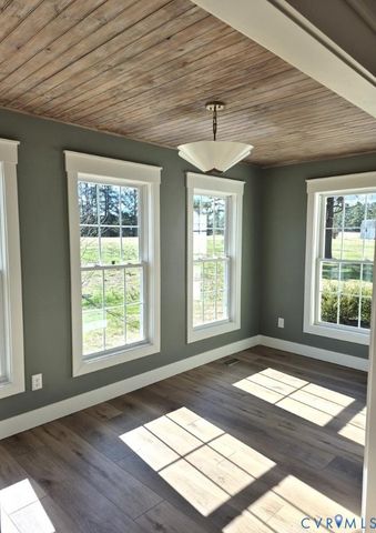 235 Country Club Rd, Charlotte Courthouse, VA 23947