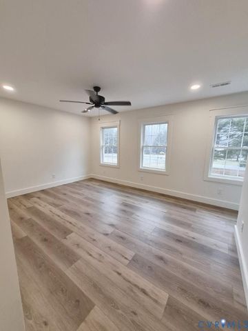 235 Country Club Rd, Charlotte Courthouse, VA 23947