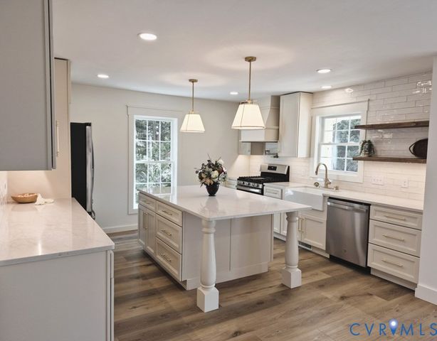 235 Country Club Rd, Charlotte Courthouse, VA 23947