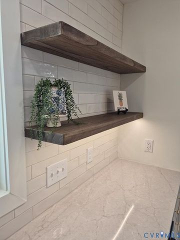 235 Country Club Rd, Charlotte Courthouse, VA 23947