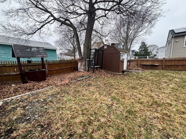 89 Cleveland St, Malden, MA 02148