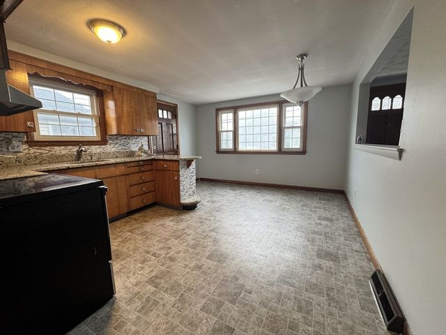 89 Cleveland St, Malden, MA 02148