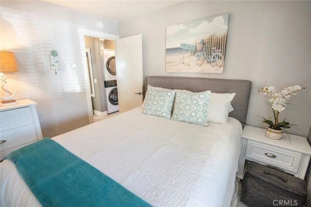 275 E Surfside, Port Hueneme, CA 93041