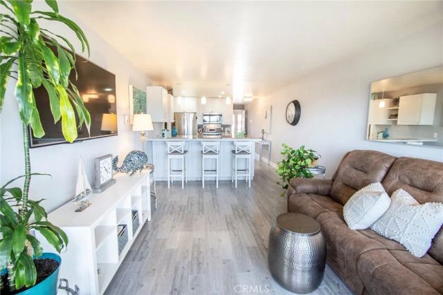 275 E Surfside, Port Hueneme, CA 93041