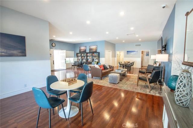 275 E Surfside, Port Hueneme, CA 93041