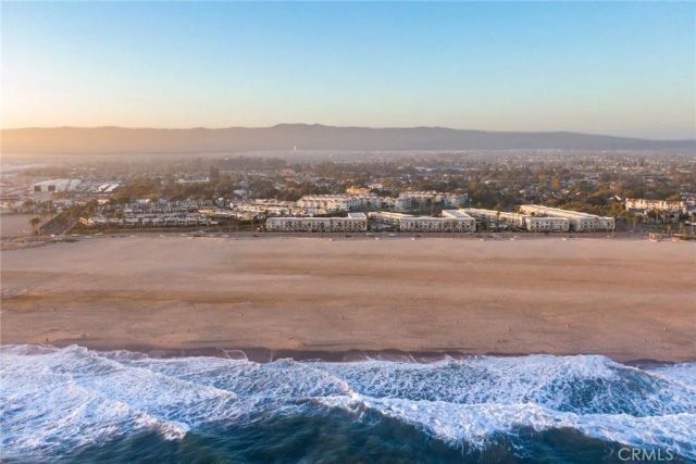 275 E Surfside, Port Hueneme, CA 93041