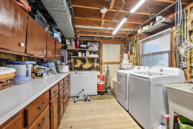 3700 W 120th Place, Alsip, IL 60803