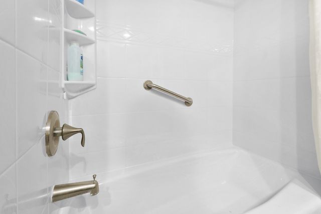 3700 W 120th Place, Alsip, IL 60803
