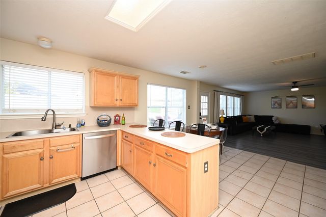 12122 Lucky Meadow Drive, Tomball, TX 77375