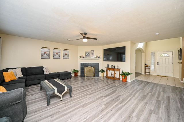 12122 Lucky Meadow Drive, Tomball, TX 77375